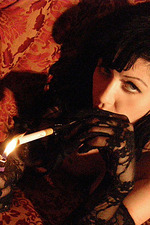 Gothic Beauty Smoking 01