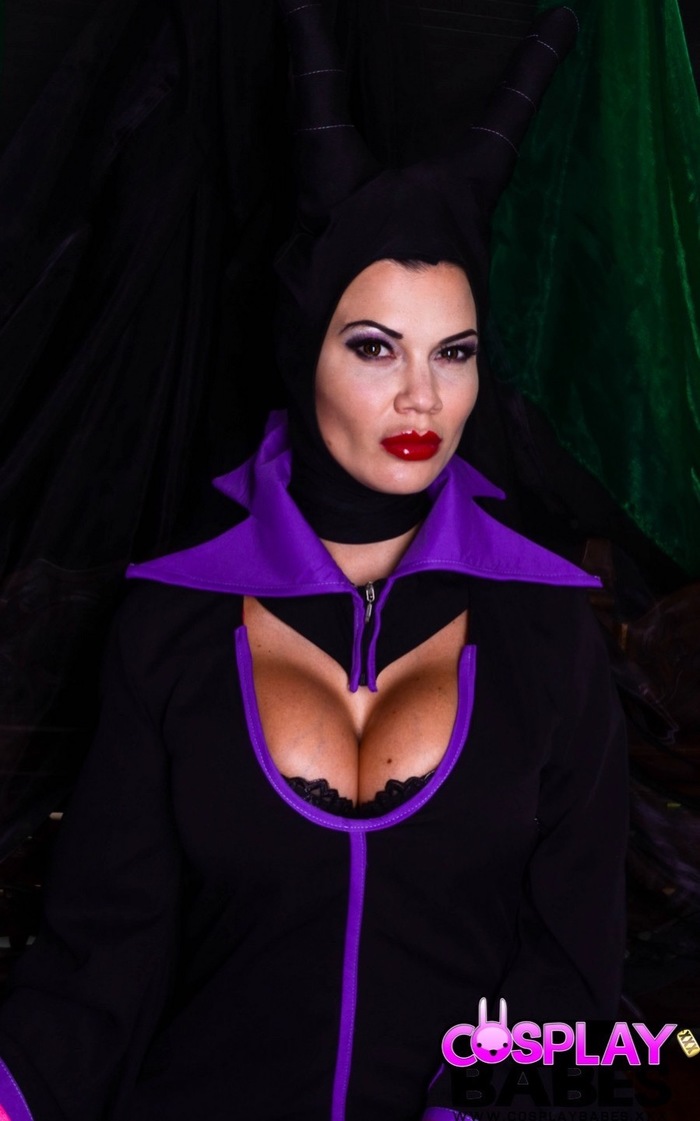 Jasmine Jae Mistress Evil