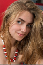 Susann Crazy Beauty Teen 13