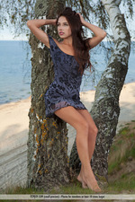 Niemira Strips In The Nature 01