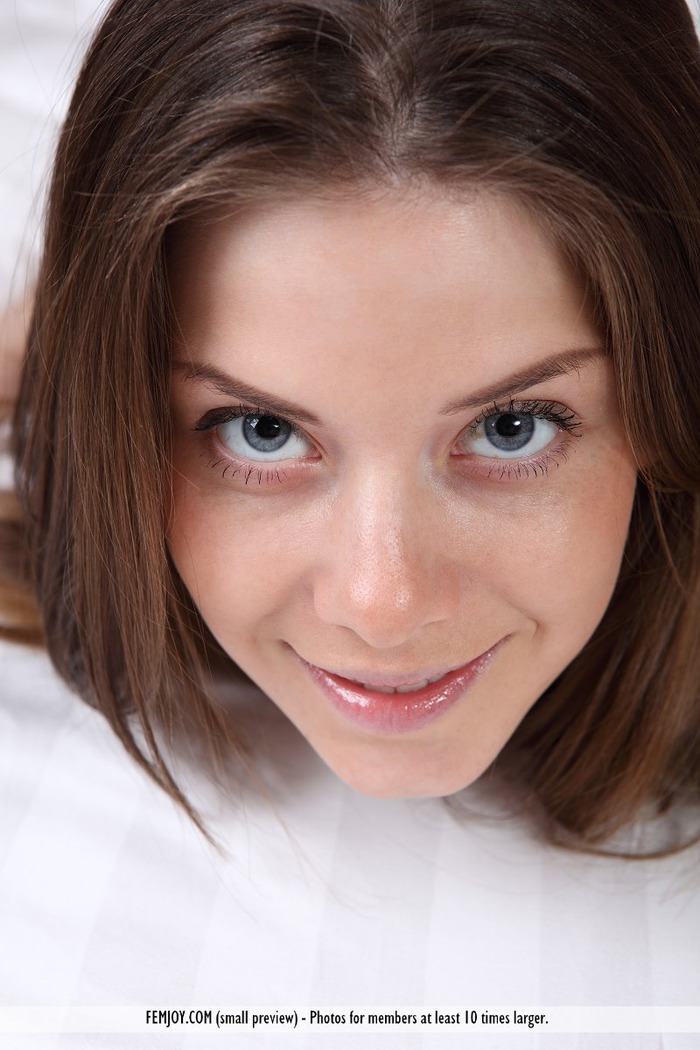 Danica - Pillow Fight