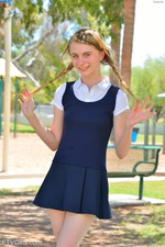 Schoolgirl Style 05