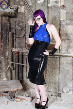 Purple Haired Goth In Latex 04