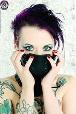 Hot Goth In Mask 02