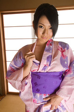 Megumi Haruka Kimono Queen 00