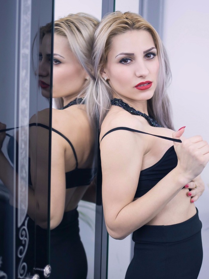 Leticia Lee Back To Black