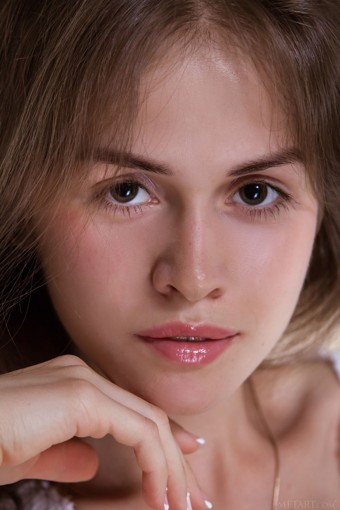 Slender Sweetheart Maria Espen