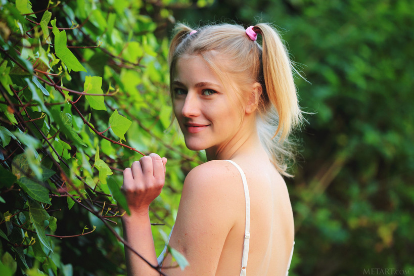 Mila I With Icecream