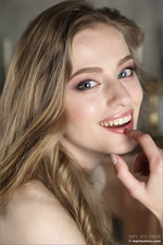 Adrijana White Hot 11