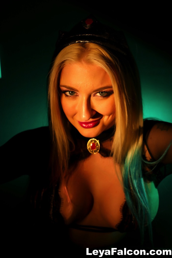 Leya Falcon Gets Wicked