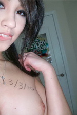 Asian cutie gets naked 04