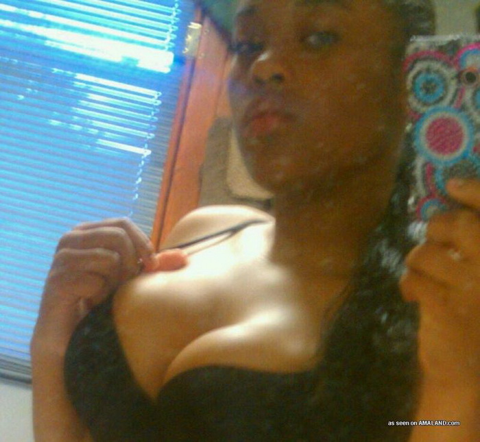 Heavy-chested chicks posing for the cam 