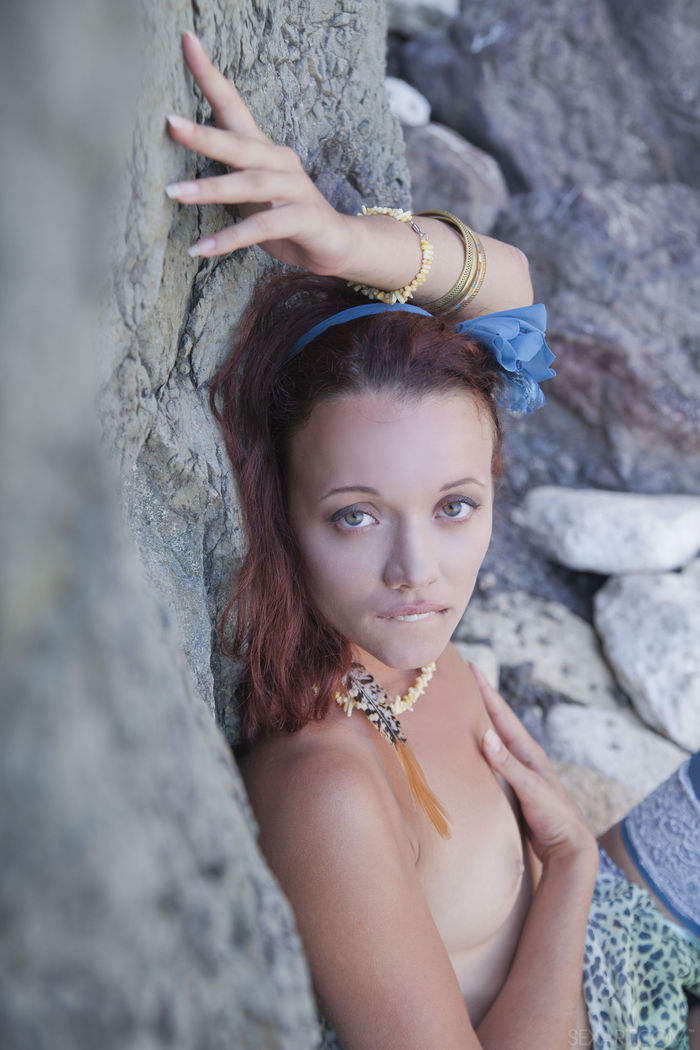 Auburn Teen Fingering On Shore
