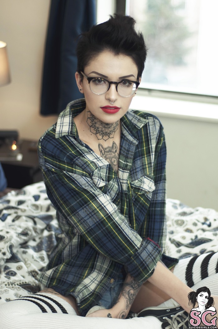 Emo Teen Babe Leighraven