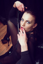 Mady In Erotic Art Pictures 00