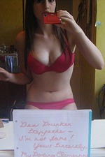 Kinky Amateur In The Bathroom 00