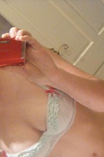 Kinky Amateur In The Bathroom 01