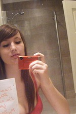 Kinky Amateur In The Bathroom 03